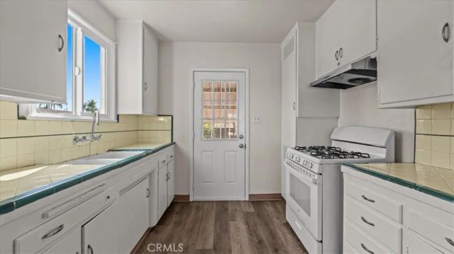 12002 Julius Ave, Downey, CA 90242