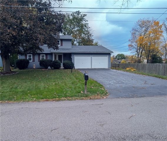 419 Branchwood Drive, Salina, NY 13090