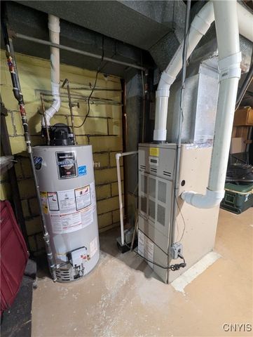 419 Branchwood Drive, Salina, NY 13090