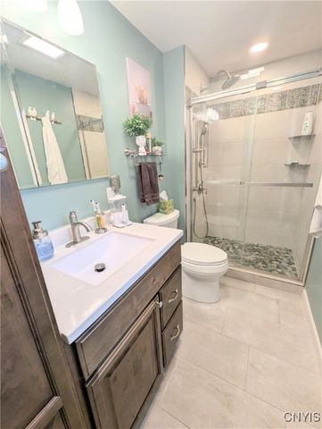 419 Branchwood Drive, Salina, NY 13090