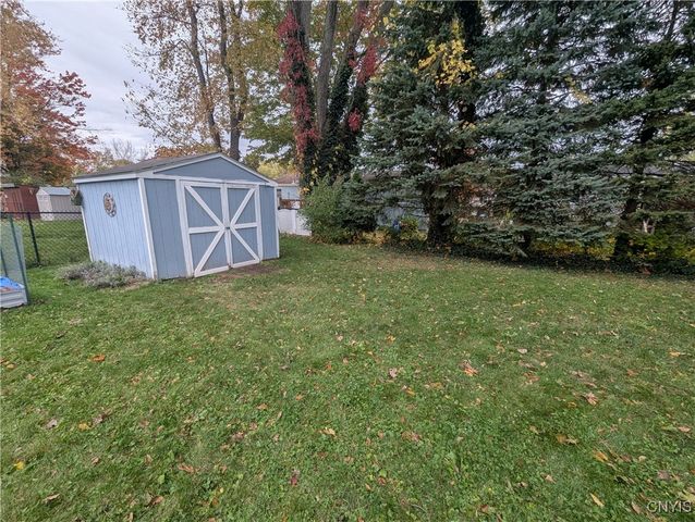 419 Branchwood Drive, Salina, NY 13090