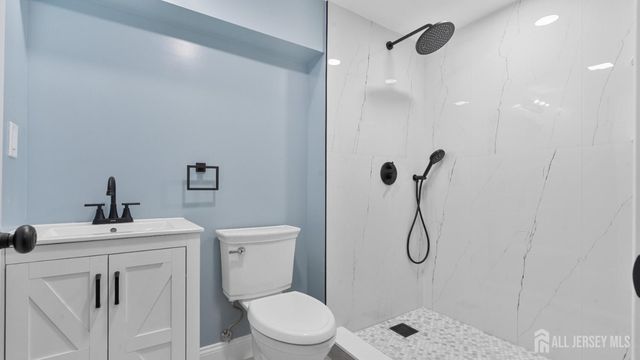 514 Longwood Avenue, Bound Brook, NJ 08805