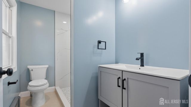 514 Longwood Avenue, Bound Brook, NJ 08805