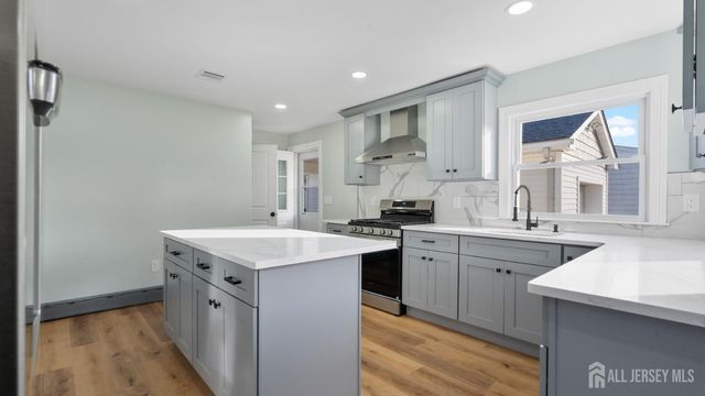 514 Longwood Avenue, Bound Brook, NJ 08805