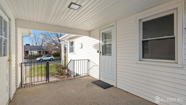 514 Longwood Avenue, Bound Brook, NJ 08805