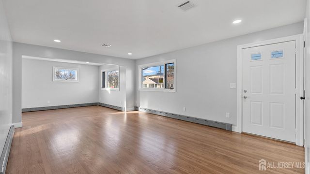 514 Longwood Avenue, Bound Brook, NJ 08805