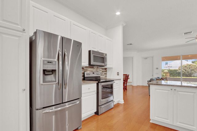 114 Honeysuckle Drive, Jupiter, FL 33458