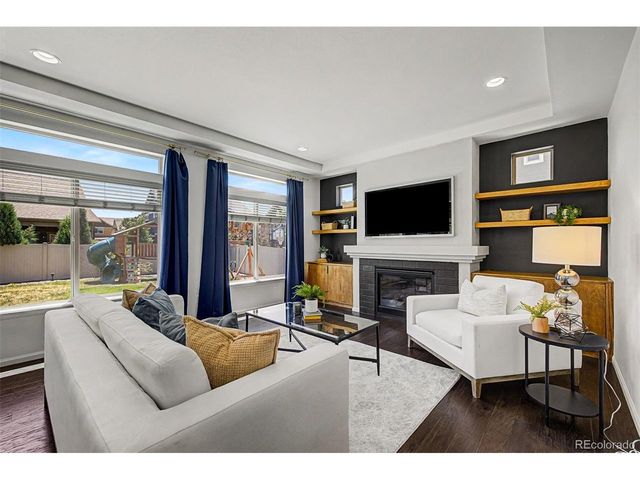 426 Highlands Cir, Erie, CO 80516
