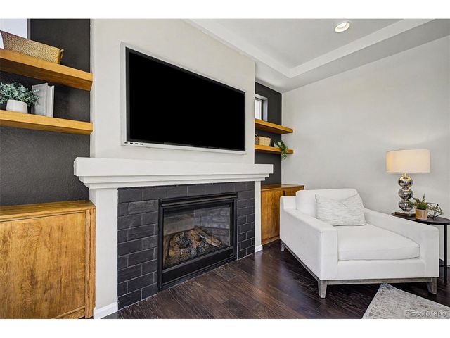426 Highlands Cir, Erie, CO 80516