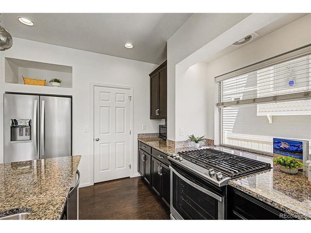 426 Highlands Cir, Erie, CO 80516