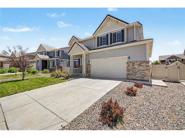 426 Highlands Cir, Erie, CO 80516