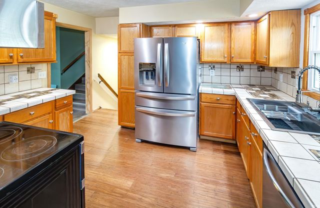4253 Hilldale Drive, Newburgh, IN 47630