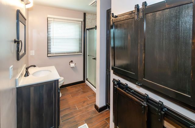 4253 Hilldale Drive, Newburgh, IN 47630