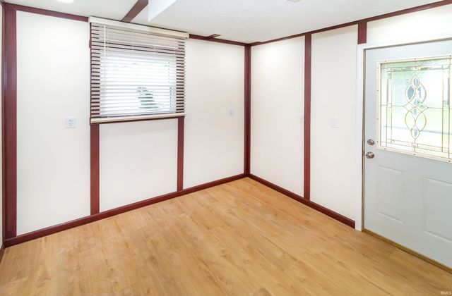 4253 Hilldale Drive, Newburgh, IN 47630