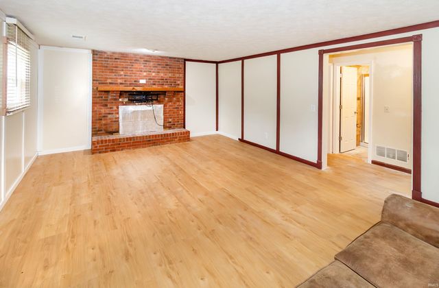 4253 Hilldale Drive, Newburgh, IN 47630