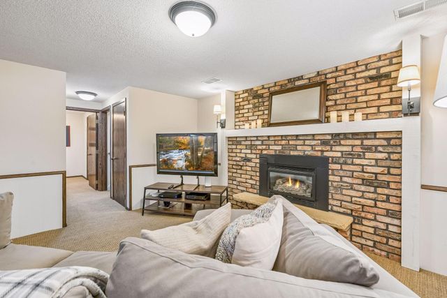 5616 Countryside Road, Edina, MN 55436
