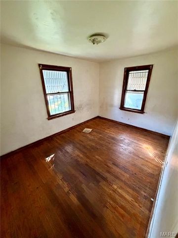 6036 Margaretta Avenue, Pine Lawn, MO 63120