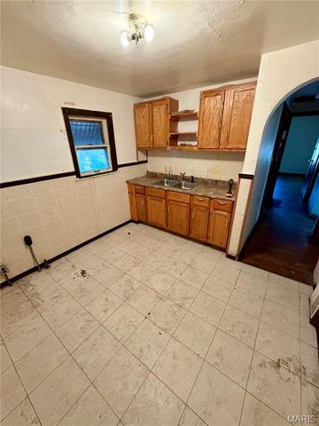 6036 Margaretta Avenue, Pine Lawn, MO 63120
