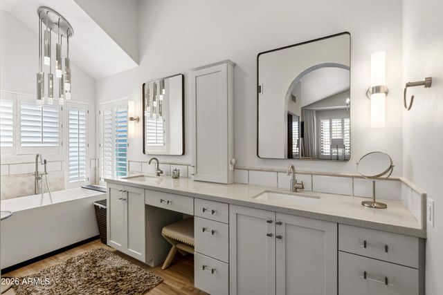 11434 N 43RD Street, Phoenix, AZ 85028