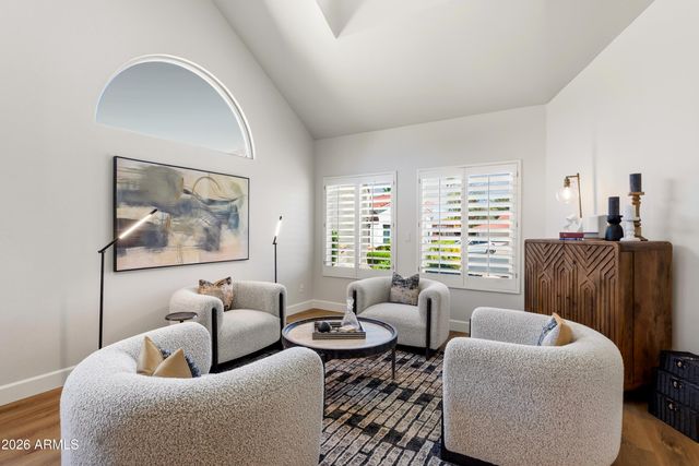 11434 N 43RD Street, Phoenix, AZ 85028