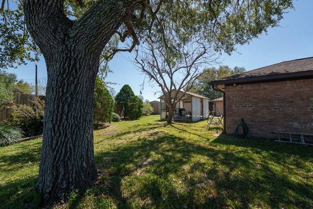 1817 Mckinley Street, Rosenberg, TX 77471