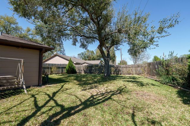 1817 Mckinley Street, Rosenberg, TX 77471