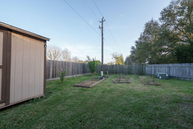 1817 Mckinley Street, Rosenberg, TX 77471