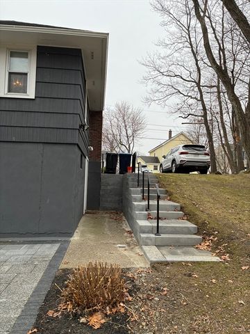 6 George Street C, Shrewsbury, MA 01545