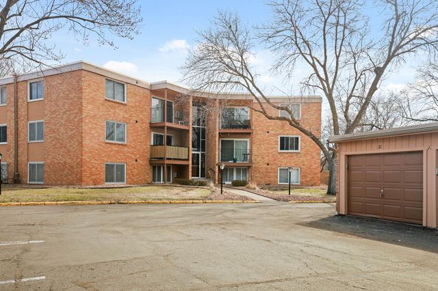 9143 Highway 55 103, Golden Valley, MN 55427