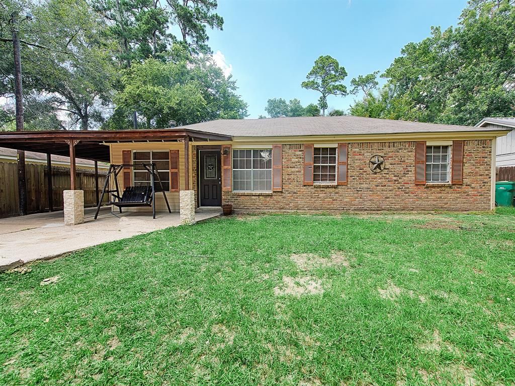 303 Spring Stream Bend, Conroe, TX 77316