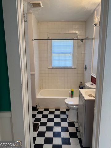 112 Carey Street, Elberton, GA 30635