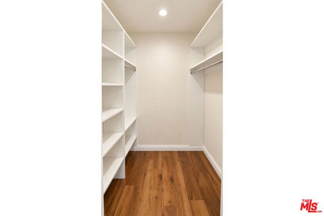 15141 Burbank Boulevard 203, Van Nuys, CA 91411