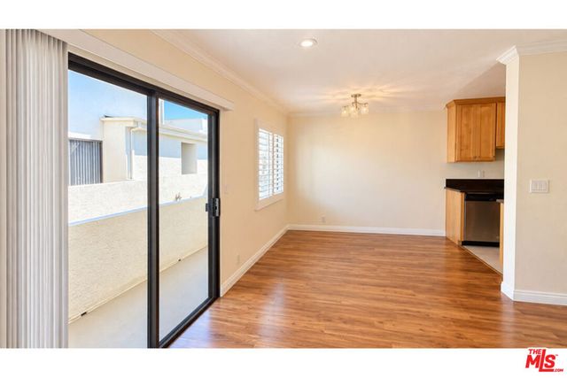15141 Burbank Boulevard 203, Van Nuys, CA 91411