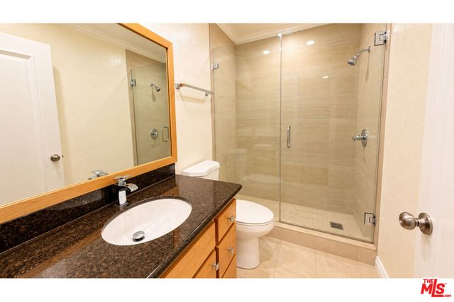15141 Burbank Boulevard 203, Van Nuys, CA 91411