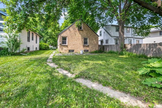 4636 N 19th STREET, Milwaukee, WI 53209
