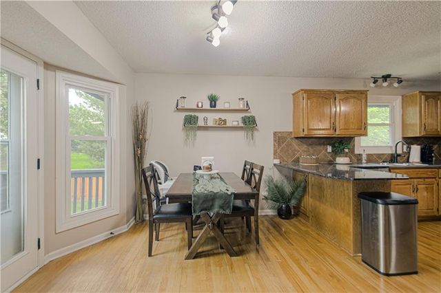 10820 N Kentucky Court, Kansas City, MO 64157