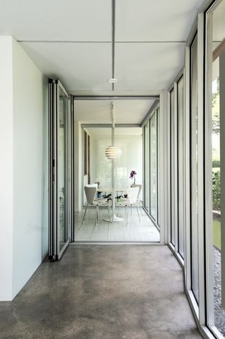 635 Foster Drive, Des Moines, IA 50312