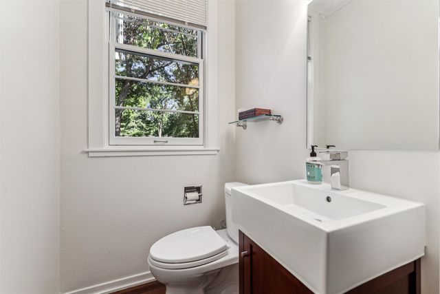 635 Foster Drive, Des Moines, IA 50312