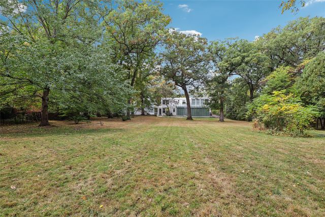 635 Foster Drive, Des Moines, IA 50312