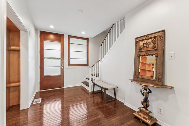 635 Foster Drive, Des Moines, IA 50312