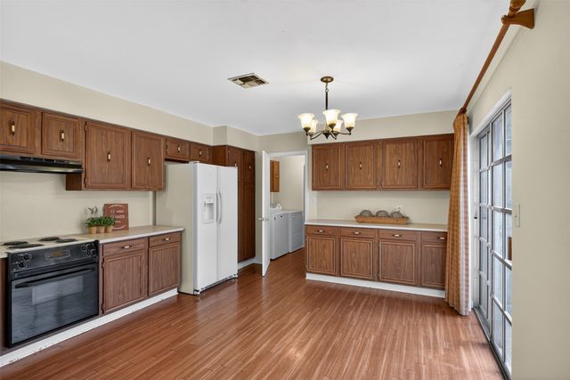 102 Topango Drive, Shreveport, LA 71115