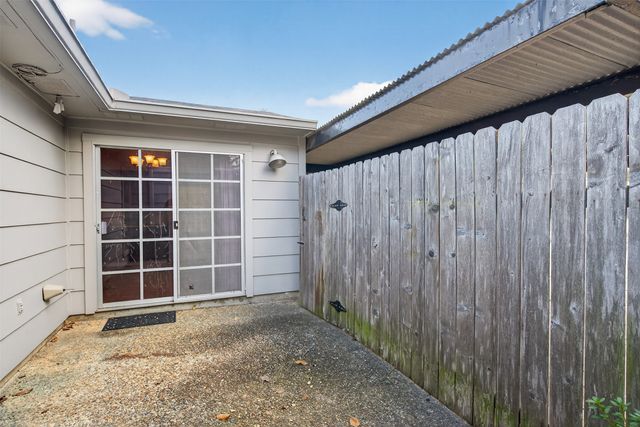 102 Topango Drive, Shreveport, LA 71115