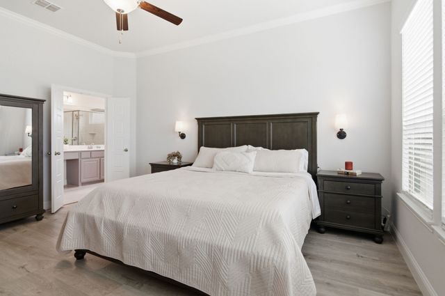 1112 Rushmore Drive, Burleson, TX 76028