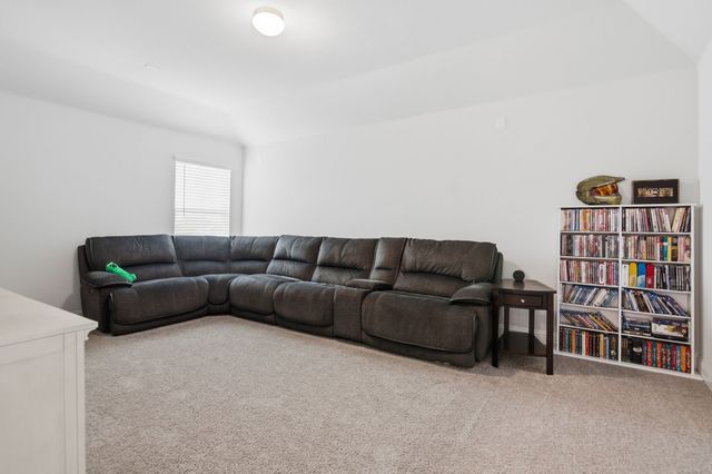 1112 Rushmore Drive, Burleson, TX 76028