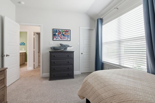 1112 Rushmore Drive, Burleson, TX 76028