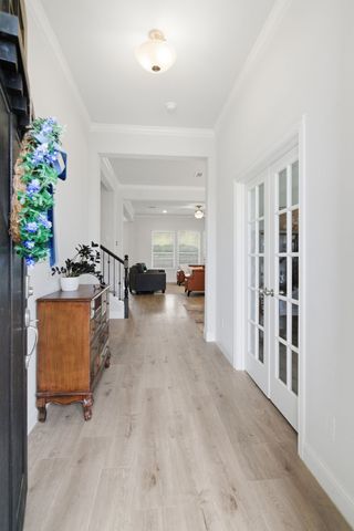 1112 Rushmore Drive, Burleson, TX 76028