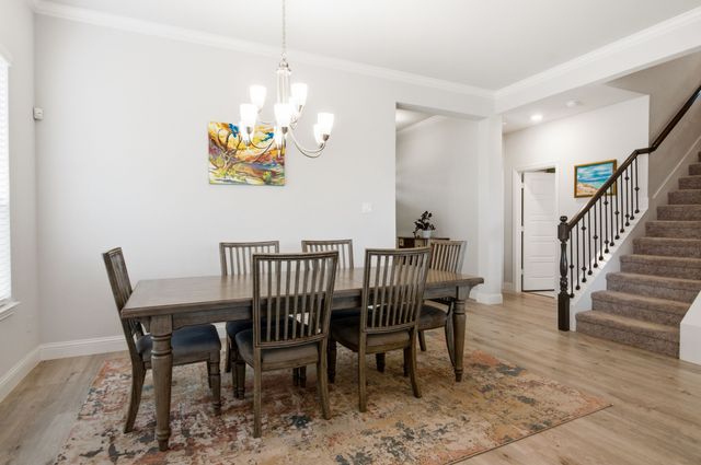 1112 Rushmore Drive, Burleson, TX 76028