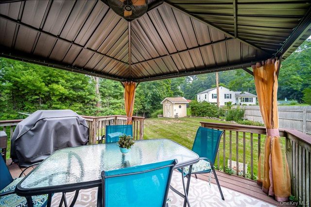17 Brian Road, Wappingers Falls, NY 12590