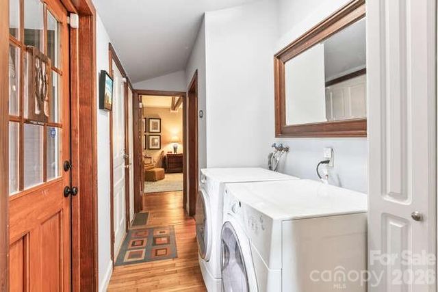 20 Deva Glen Road, Asheville, NC 28804