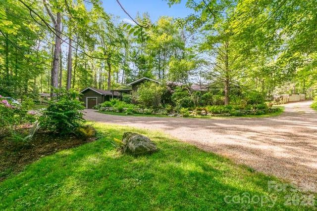20 Deva Glen Road, Asheville, NC 28804